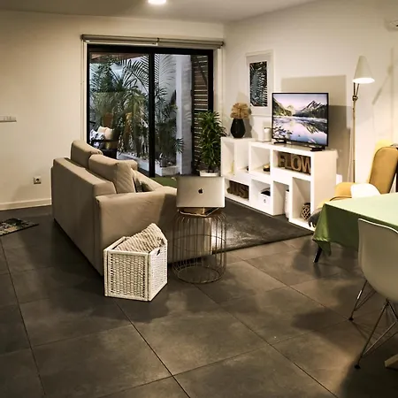 Inside Prázdninový dům Furnas (Azores)