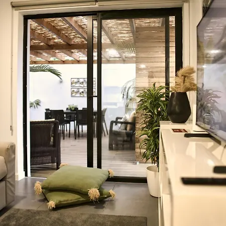 Holiday home Inside *